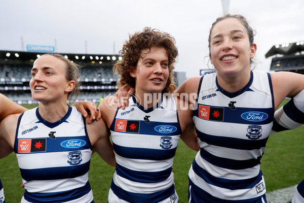 AFLW 2022 S7 Round 10 - Geelong v Sydney - A-497043