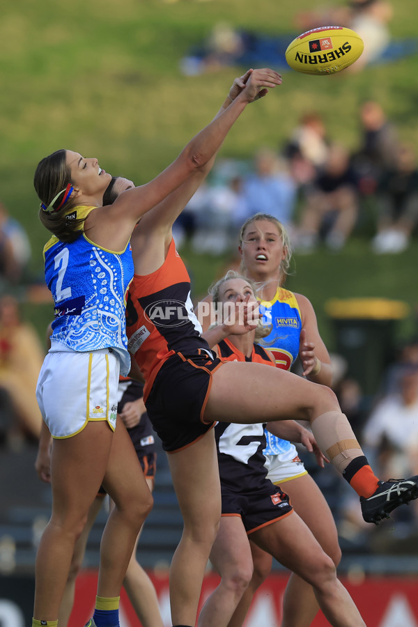 AFLW 2022 S7 Round 10 - GWS v Gold Coast - A-497077