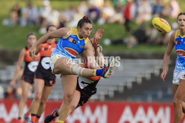 AFLW 2022 S7 Round 10 - GWS v Gold Coast - A-498774