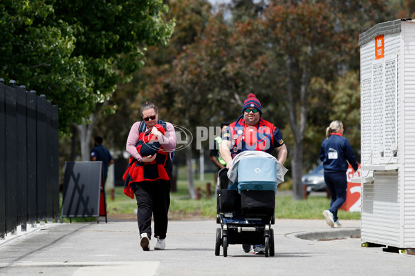 AFLW 2022 S7 Round 10 - Melbourne v West Coast - A-502321