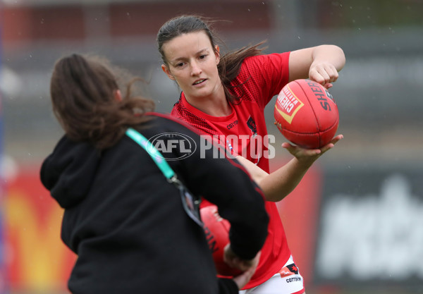 AFLW 2022 S7 Round 10 - Port Adelaide v Essendon - A-503795