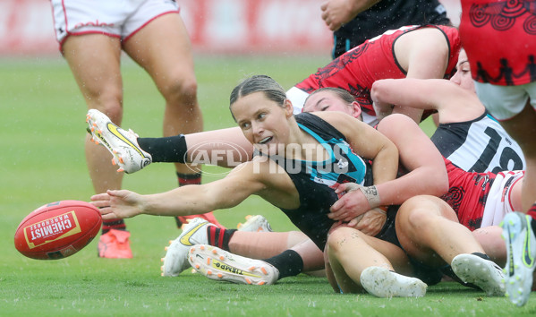 AFLW 2022 S7 Round 10 - Port Adelaide v Essendon - A-503853