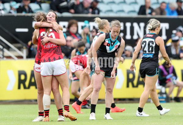 AFLW 2022 S7 Round 10 - Port Adelaide v Essendon - A-505042