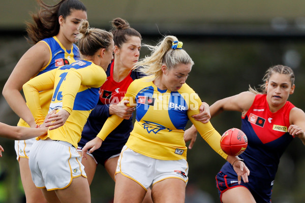 AFLW 2022 S7 Round 10 - Melbourne v West Coast - A-505053