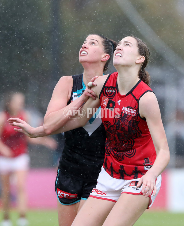 AFLW 2022 S7 Round 10 - Port Adelaide v Essendon - A-506399