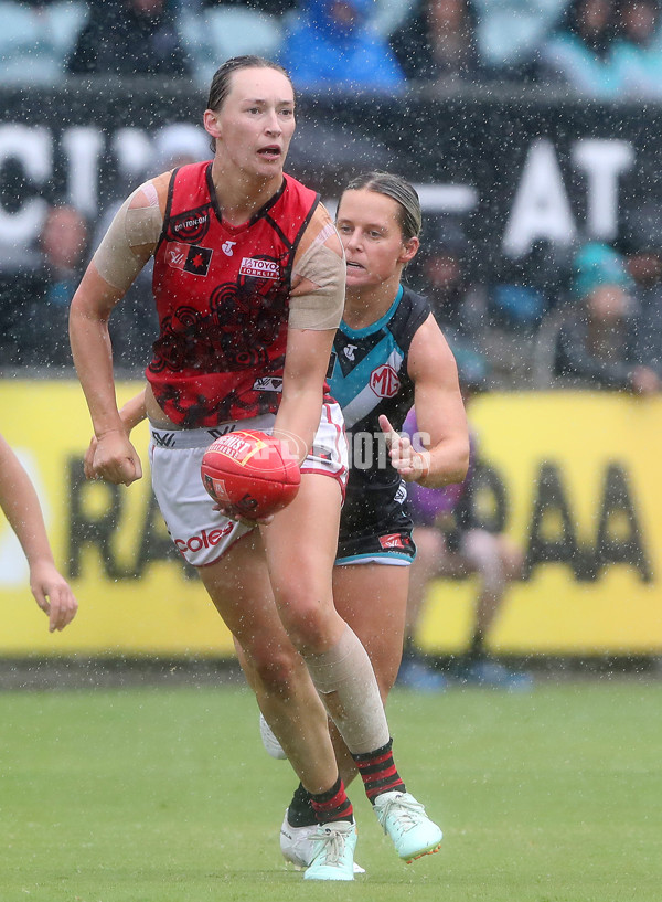 AFLW 2022 S7 Round 10 - Port Adelaide v Essendon - A-507585