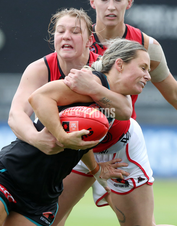 AFLW 2022 S7 Round 10 - Port Adelaide v Essendon - A-507595