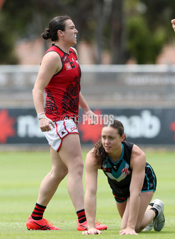 AFLW 2022 S7 Round 10 - Port Adelaide v Essendon - A-507613