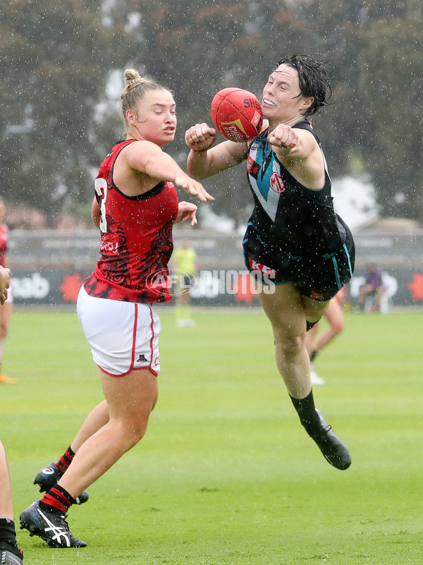 AFLW 2022 S7 Round 10 - Port Adelaide v Essendon - A-510073