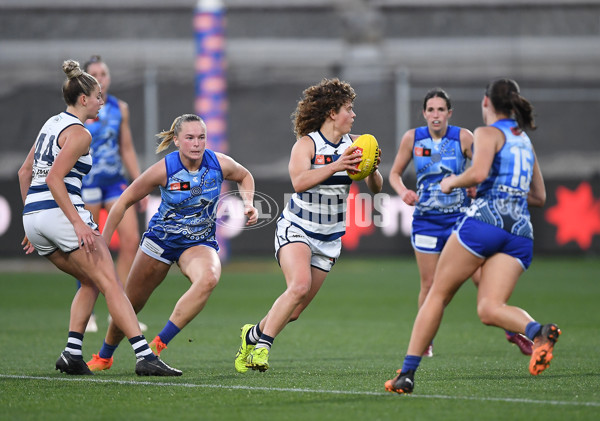 AFLW 2022 S7 First Elimination Final - Geelong v North Melbourne - A-525078