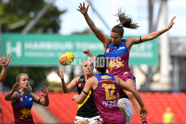 AFLW 2022 S7 First Qualifying Final - Brisbane v Richmond - A-526457