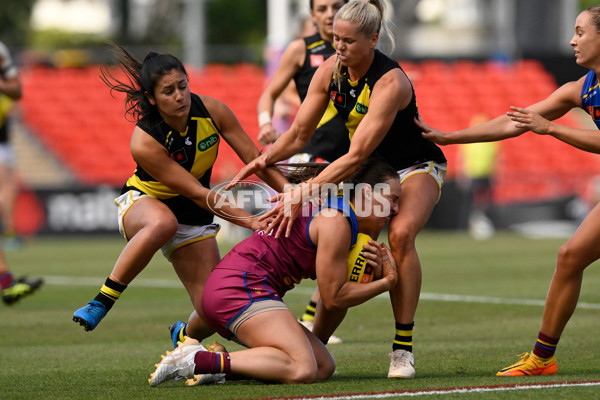 AFLW 2022 S7 First Qualifying Final - Brisbane v Richmond - A-526506