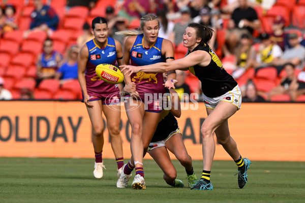 AFLW 2022 S7 First Qualifying Final - Brisbane v Richmond - A-527344