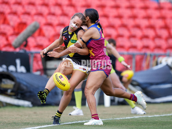 AFLW 2022 S7 First Qualifying Final - Brisbane v Richmond - A-540744