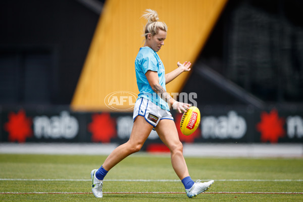 AFLW 2022 S7 First Semi Final - Richmond v North Melbourne - A-543244