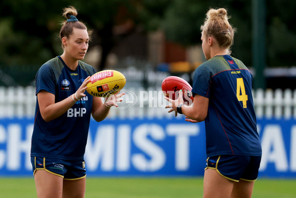 AFLW 2022 S7 Second Semi Final - Adelaide v Collingwood - A-545984