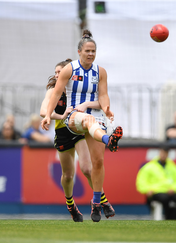 AFLW 2022 S7 First Semi Final - Richmond v North Melbourne - A-546504