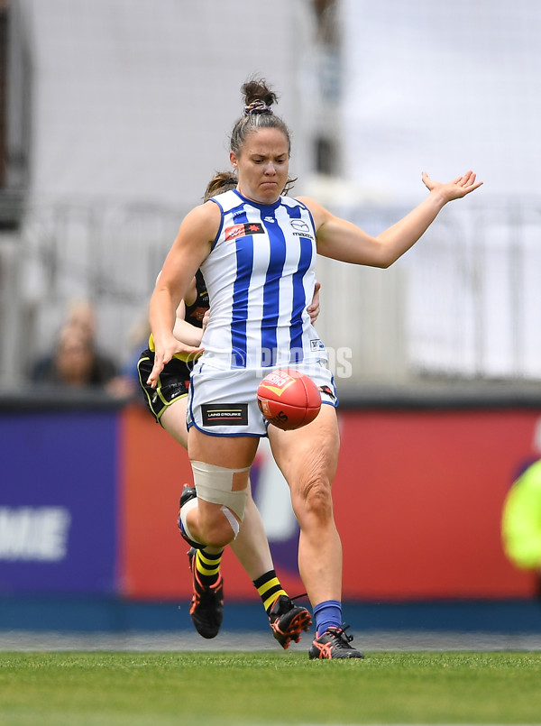 AFLW 2022 S7 First Semi Final - Richmond v North Melbourne - A-548537