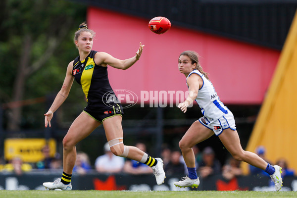 AFLW 2022 S7 First Semi Final - Richmond v North Melbourne - A-548551