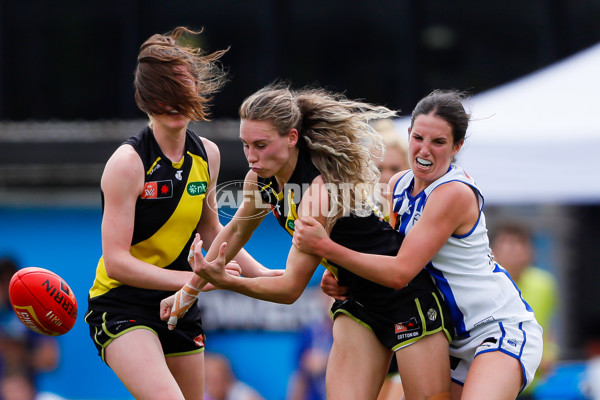 AFLW 2022 S7 First Semi Final - Richmond v North Melbourne - A-548567