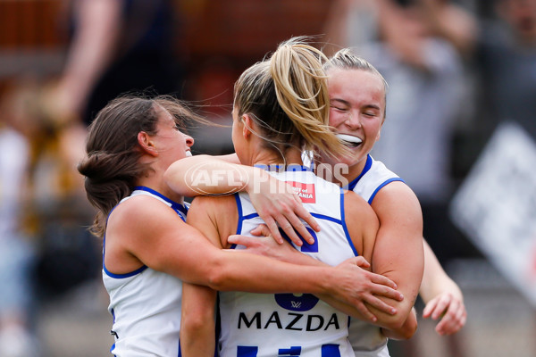 AFLW 2022 S7 First Semi Final - Richmond v North Melbourne - A-548571