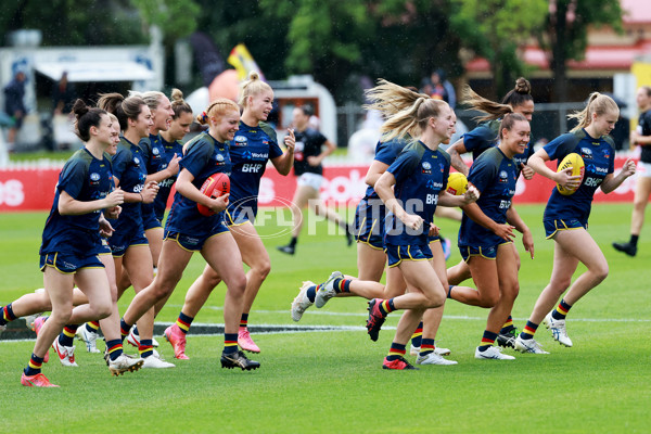 AFLW 2022 S7 Second Semi Final - Adelaide v Collingwood - A-549162