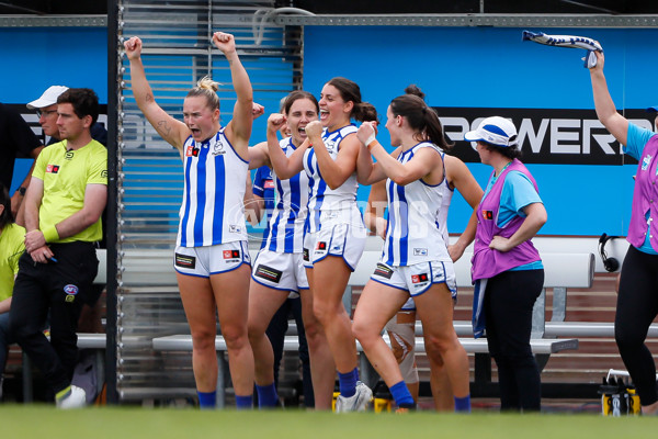 AFLW 2022 S7 First Semi Final - Richmond v North Melbourne - A-549182