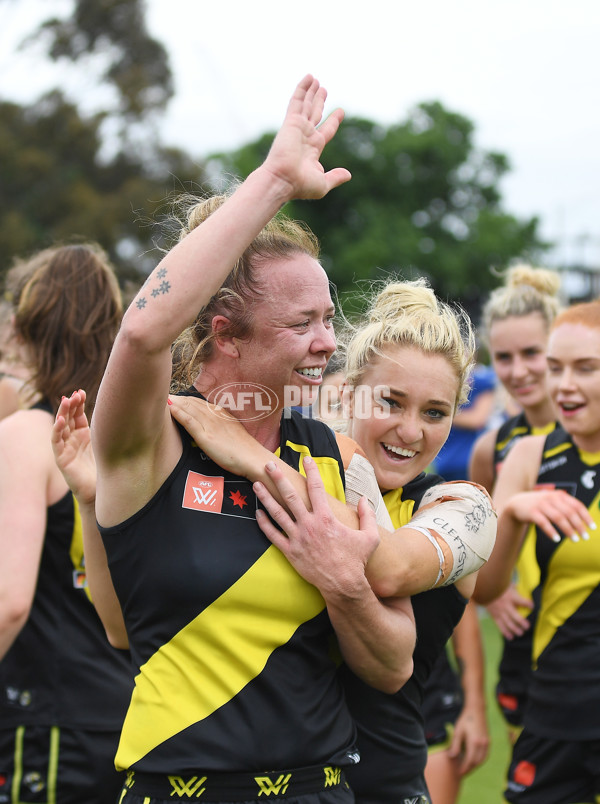 AFLW 2022 S7 First Semi Final - Richmond v North Melbourne - A-551311