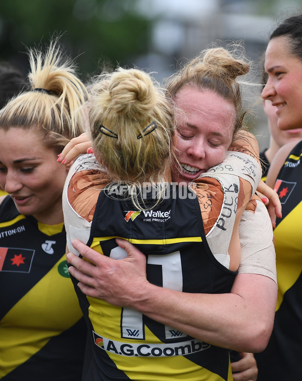 AFLW 2022 S7 First Semi Final - Richmond v North Melbourne - A-551321