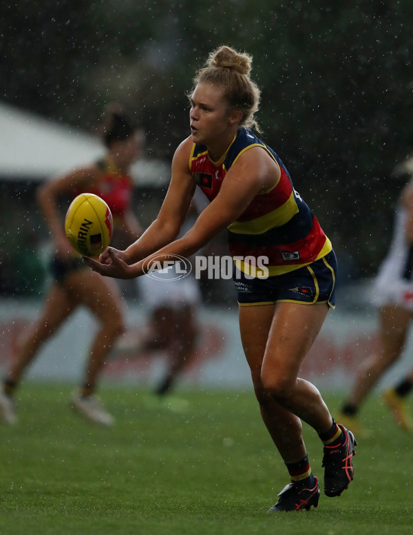 AFLW 2022 S7 Second Semi Final - Adelaide v Collingwood - A-551784