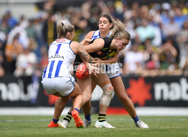 AFLW 2022 S7 First Semi Final - Richmond v North Melbourne - A-551834