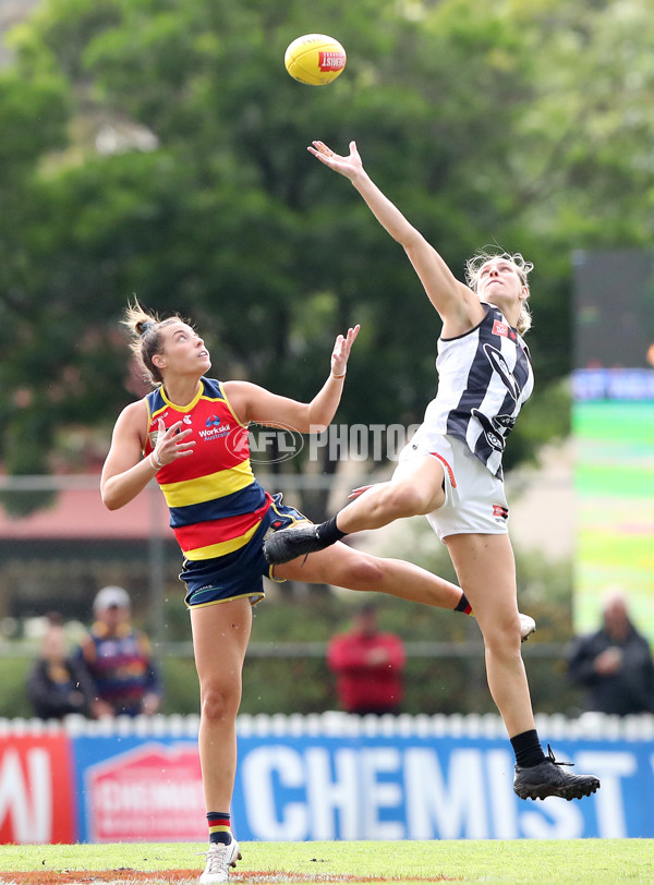 AFLW 2022 S7 Second Semi Final - Adelaide v Collingwood - A-554465