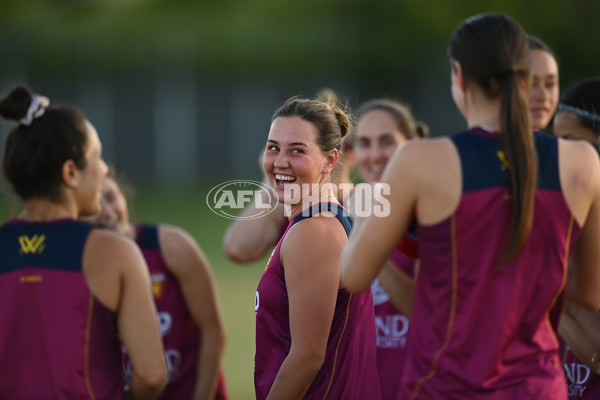 AFLW 2022 S7 Training - Brisbane Lions 151122 - A-556688