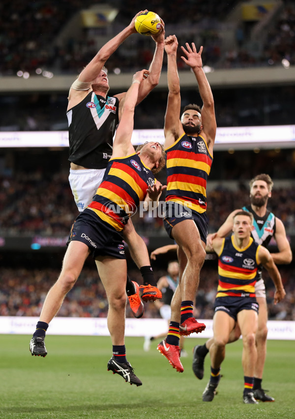 AFL 2018 Round 20 - Adelaide v Port Adelaide - 617567