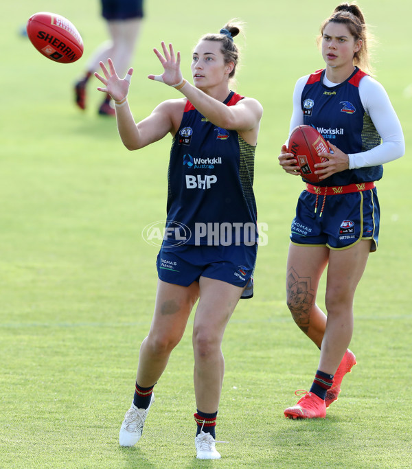 AFLW 2022 S7 Training - Adelaide Crows 161122 - A-569753