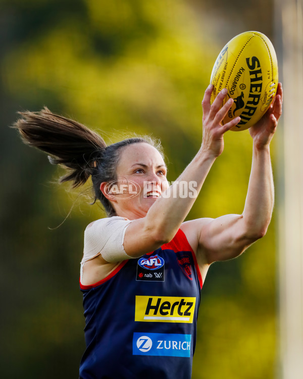 AFLW 2022 S7 Training - Melbourne 171122 - A-576318