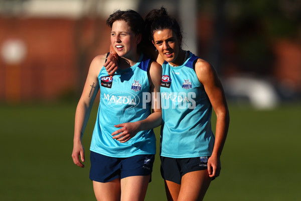 AFLW 2022 S7 Training - North Melbourne 171122 - A-579394