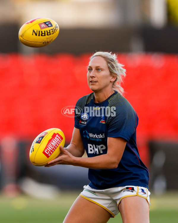 AFLW 2022 S7 First Preliminary Final - Brisbane v Adelaide - A-585631