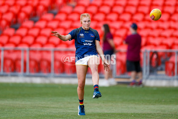 AFLW 2022 S7 First Preliminary Final - Brisbane v Adelaide - A-585659