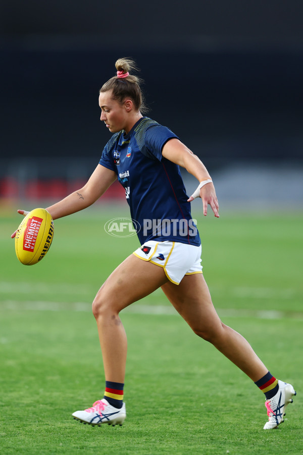 AFLW 2022 S7 First Preliminary Final - Brisbane v Adelaide - A-588038