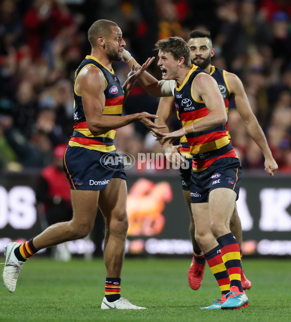 AFL 2018 Round 20 - Adelaide v Port Adelaide - 617599