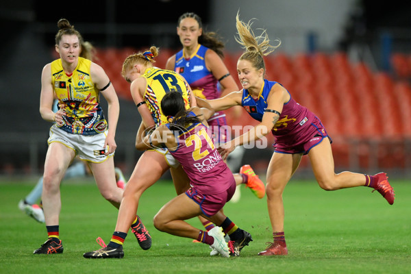 AFLW 2022 S7 First Preliminary Final - Brisbane v Adelaide - A-588920