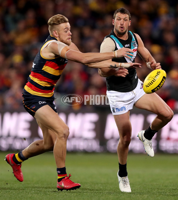 AFL 2018 Round 20 - Adelaide v Port Adelaide - 617557