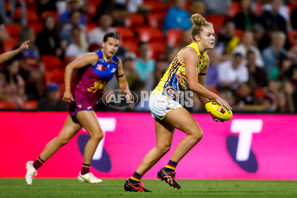 AFLW 2022 S7 First Preliminary Final - Brisbane v Adelaide - A-590666