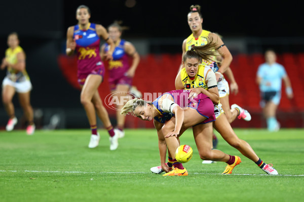 AFLW 2022 S7 First Preliminary Final - Brisbane v Adelaide - A-590681