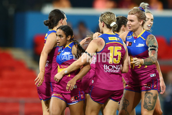 AFLW 2022 S7 First Preliminary Final - Brisbane v Adelaide - A-593580