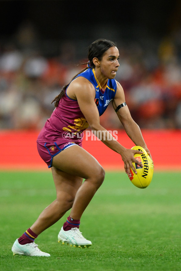 AFLW 2022 S7 First Preliminary Final - Brisbane v Adelaide - A-593598