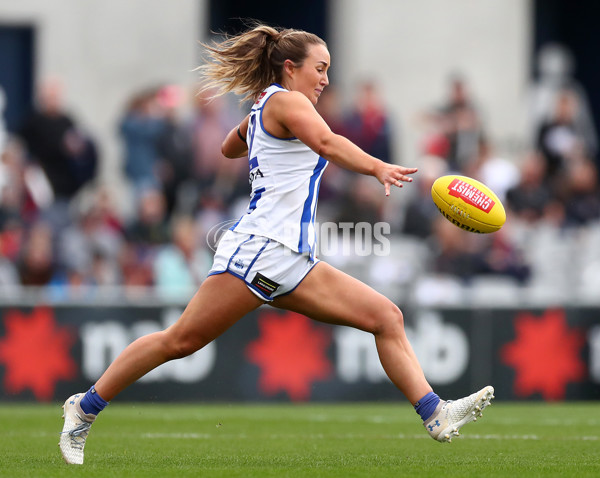 AFLW 2022 S7 Second Preliminary Final - Melbourne v North Melbourne - A-605280