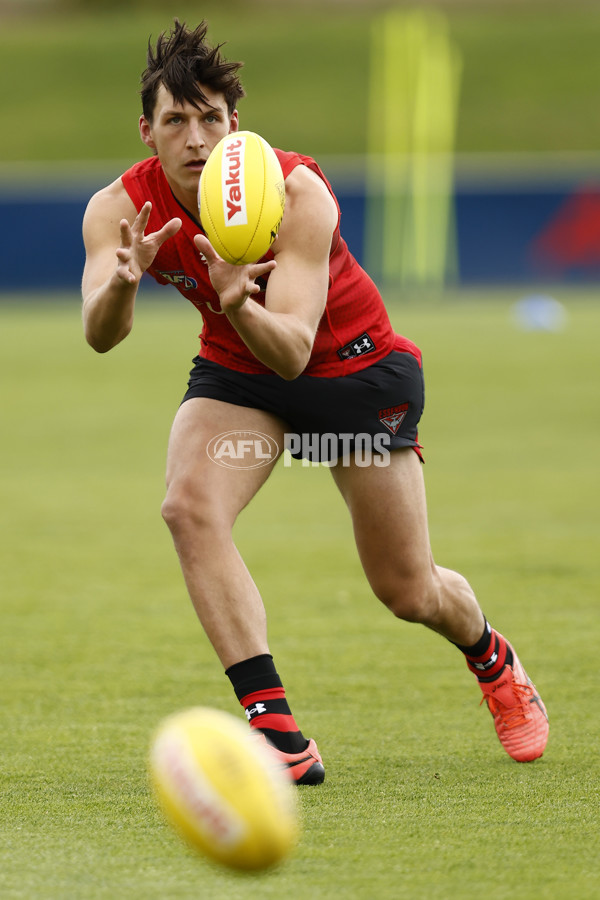 AFL 2022 Training - Essendon 211122 - A-615057