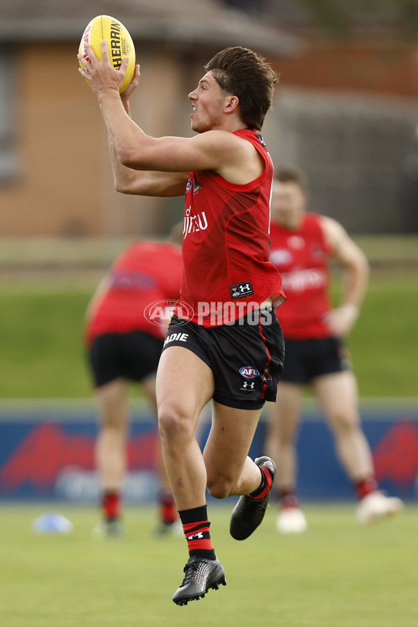 AFL 2022 Training - Essendon 211122 - A-618023